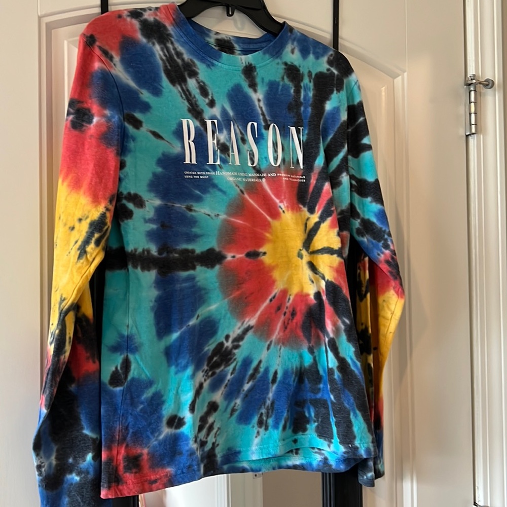 Long sleeve tie dye